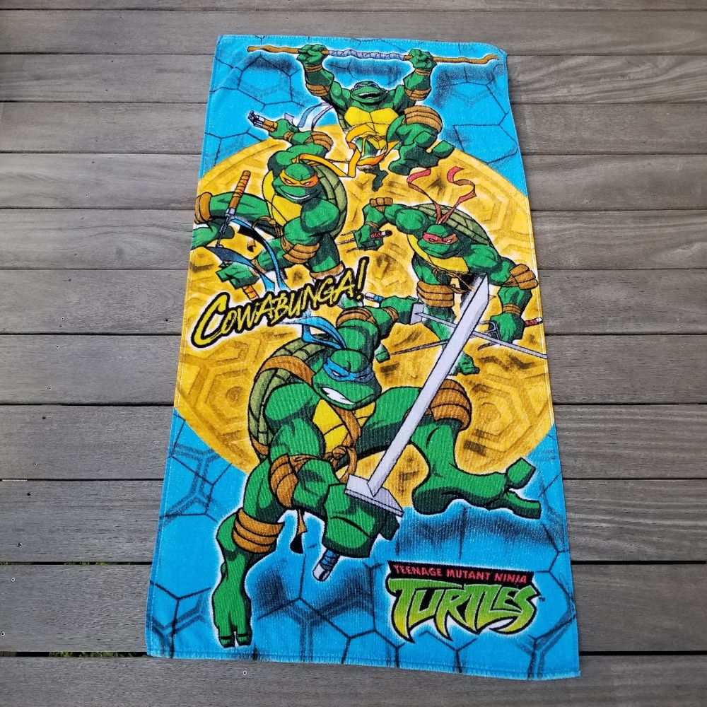 Vintage TMNT Beach Towel Teenage Mutant Ninja Turtles Cowabunga  54”x28” 2003